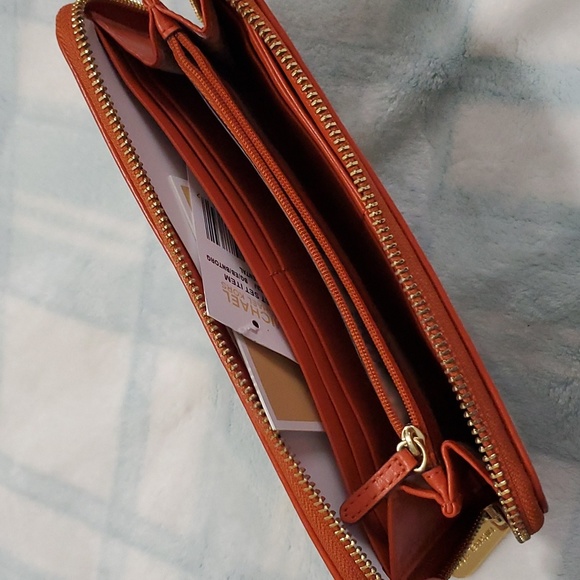 MICHAEL KORS Wallet - Picture 5 of 8